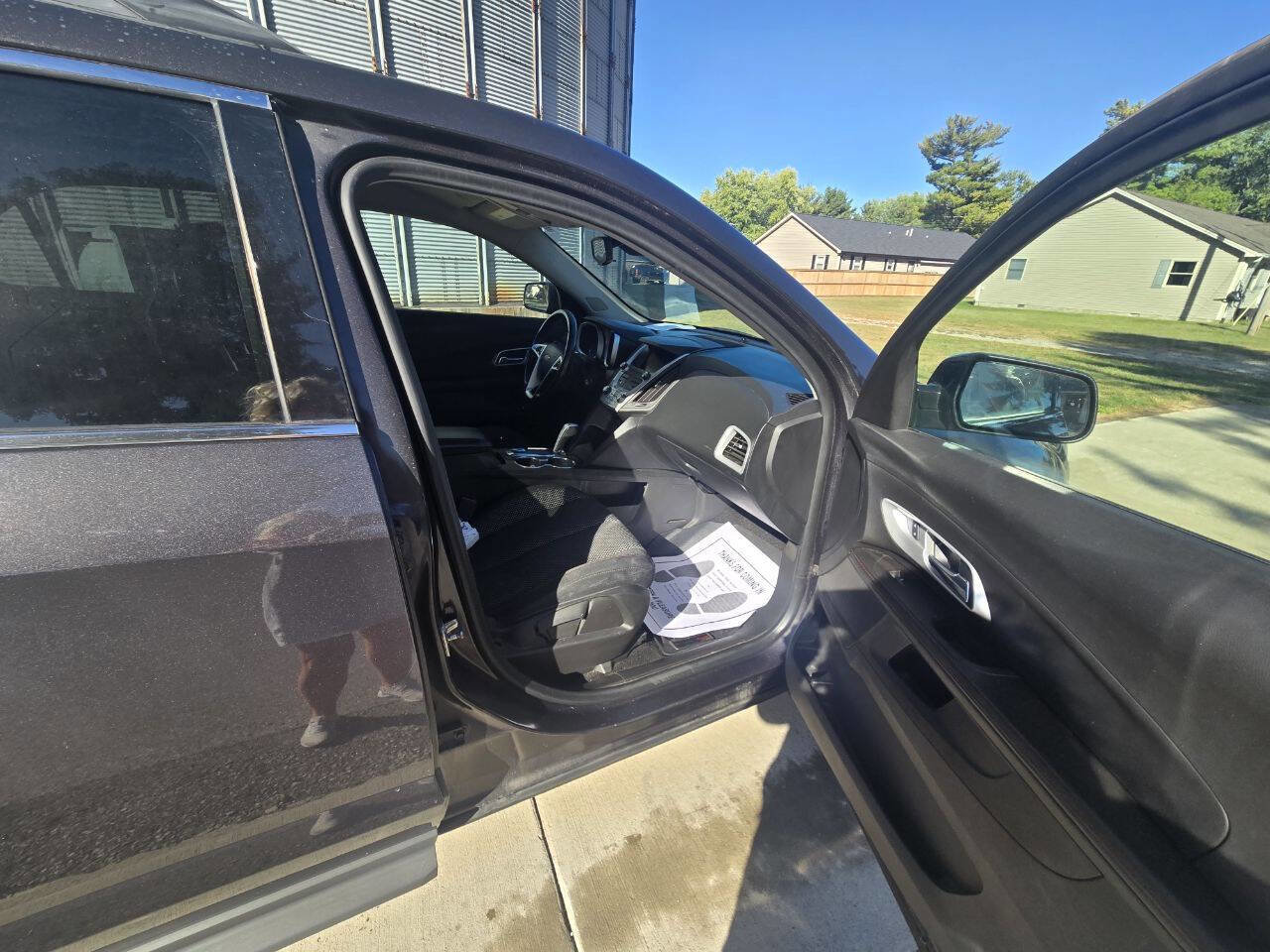 Used 2015 Chevrolet Equinox LT w/ Driver Convenience Package image 9