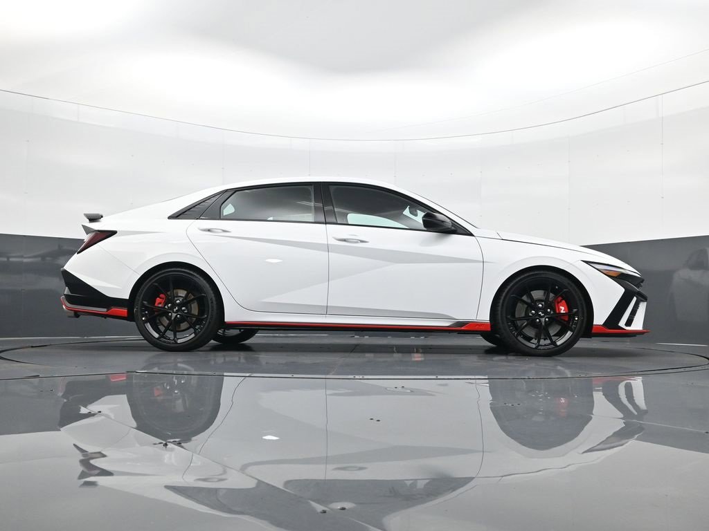 New 2025 Hyundai Elantra N image 24