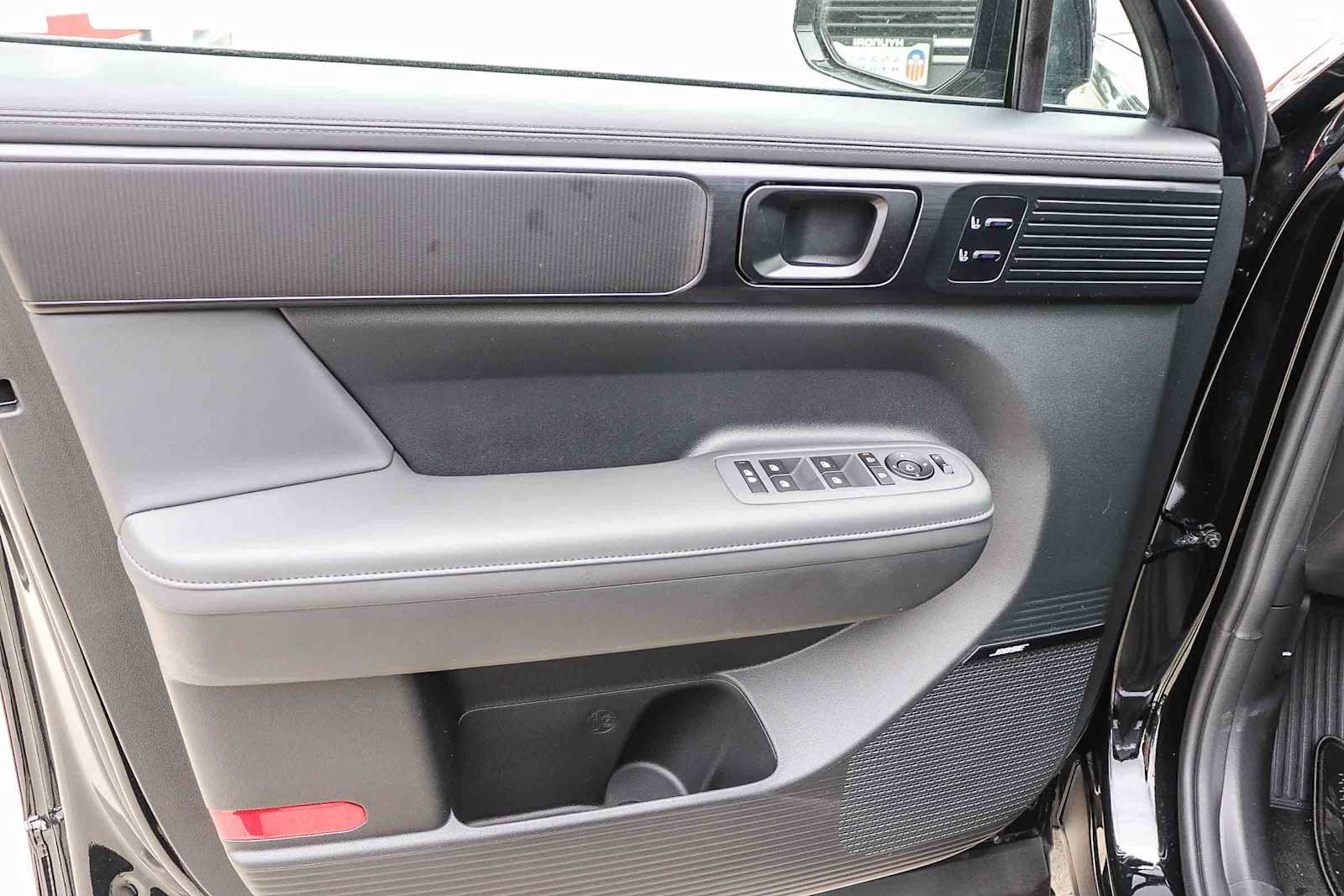 New 2026 Hyundai Santa Fe Calligraphy FWD image 25
