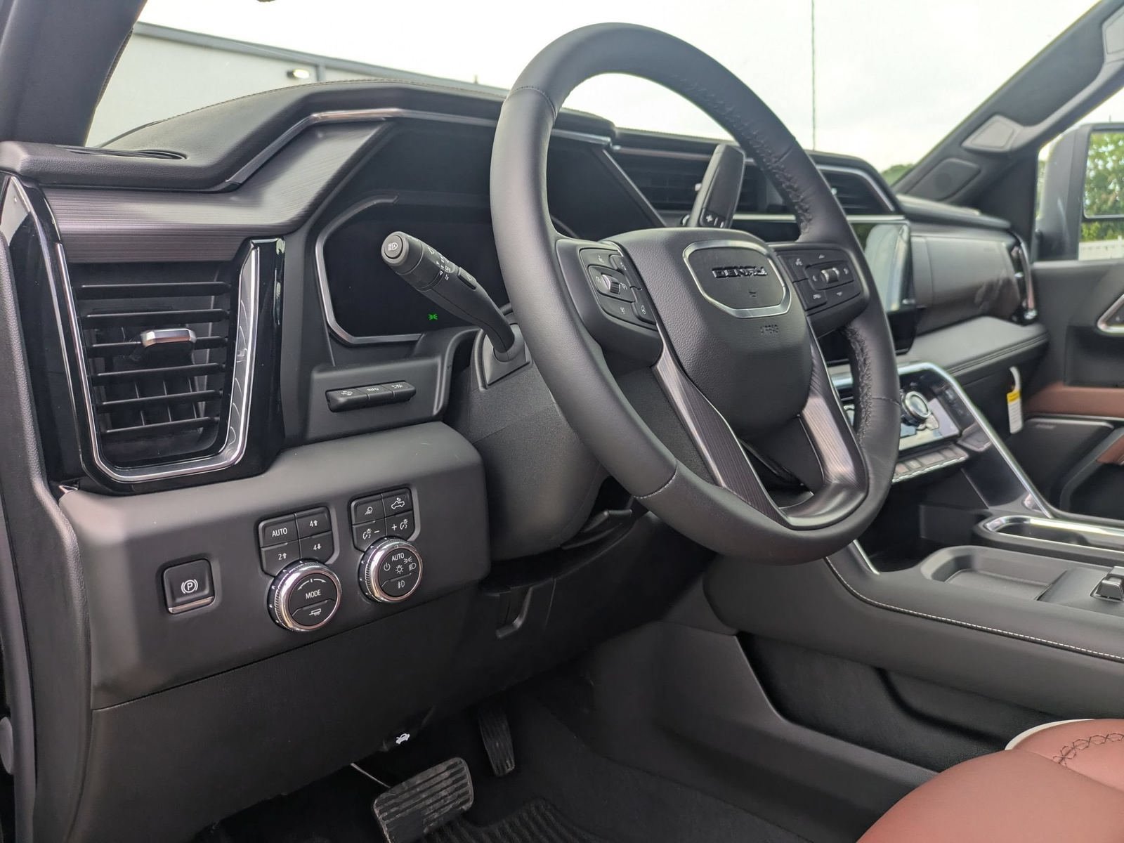 New 2026 GMC Sierra 2500 Denali Ultimate AWD/4WD image 23