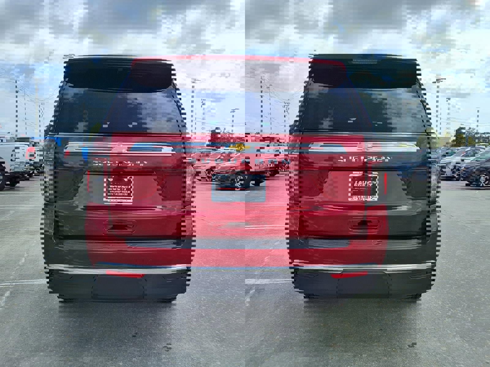 Used 2022 Chevrolet Suburban LS image 6