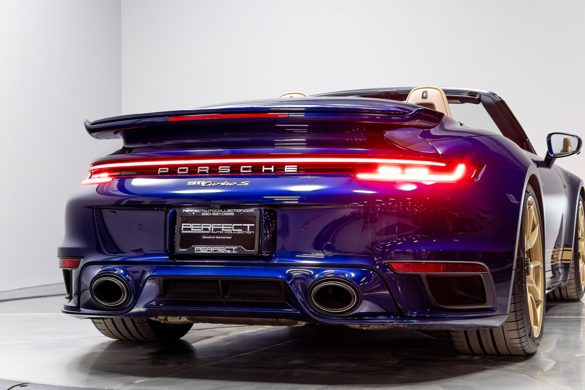 Used 2021 Porsche 911 Turbo S image 84