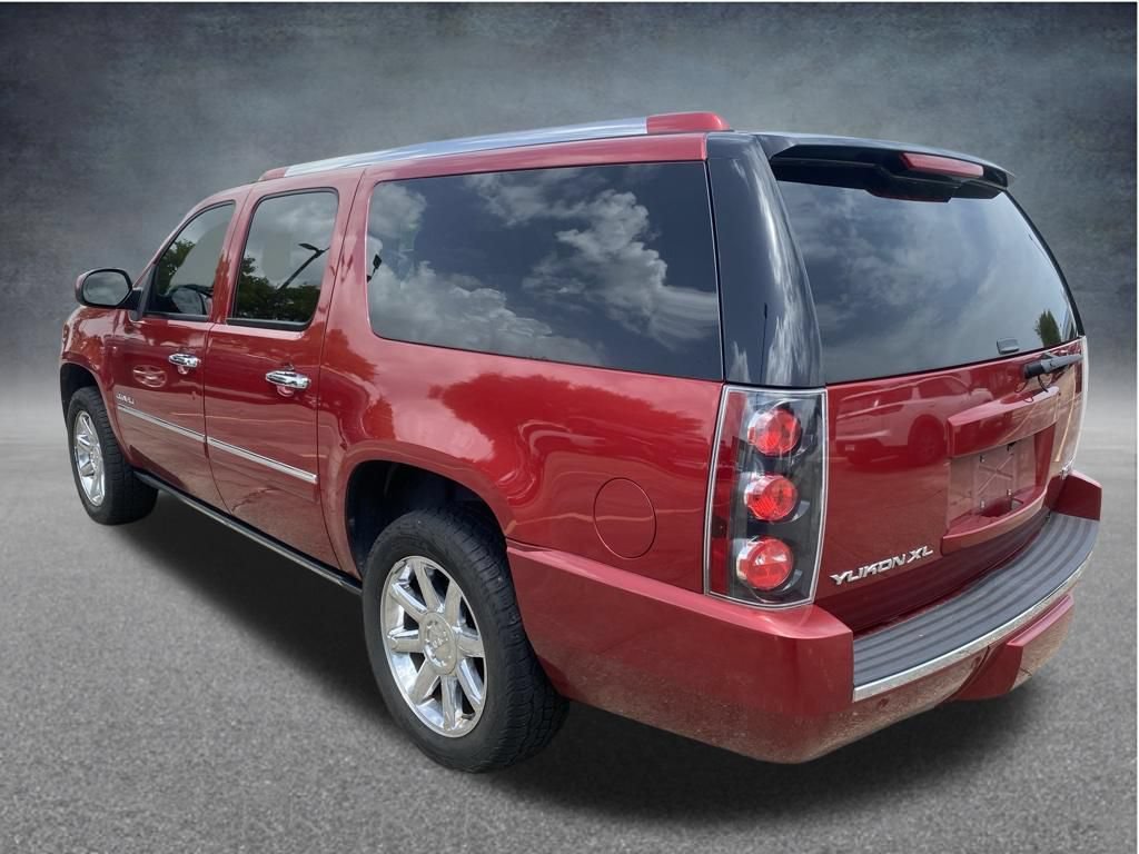 Used 2014 GMC Yukon XL Denali AWD/4WD image 11
