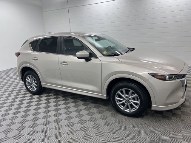 Used 2024 MAZDA CX-5 AWD 2.5 S w/ Select Package image 4