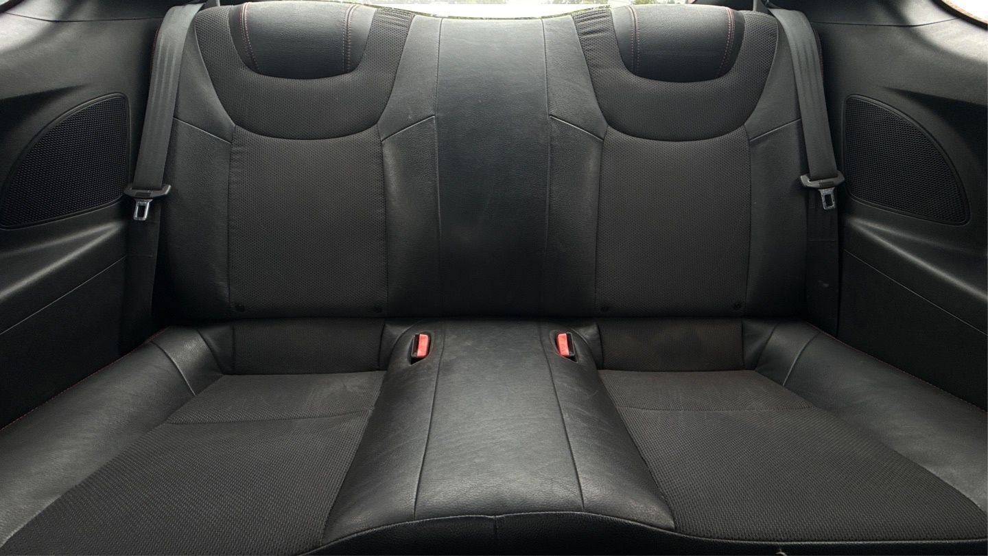 Used 2014 Hyundai Genesis 3.8 RWD image 19