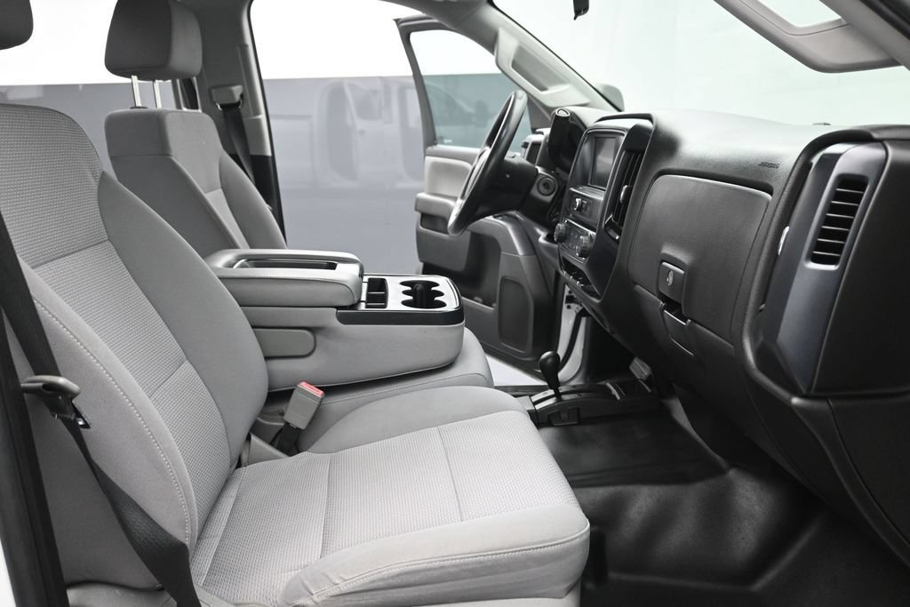 Used 2017 Chevrolet Silverado 3500 W/T AWD/4WD image 30