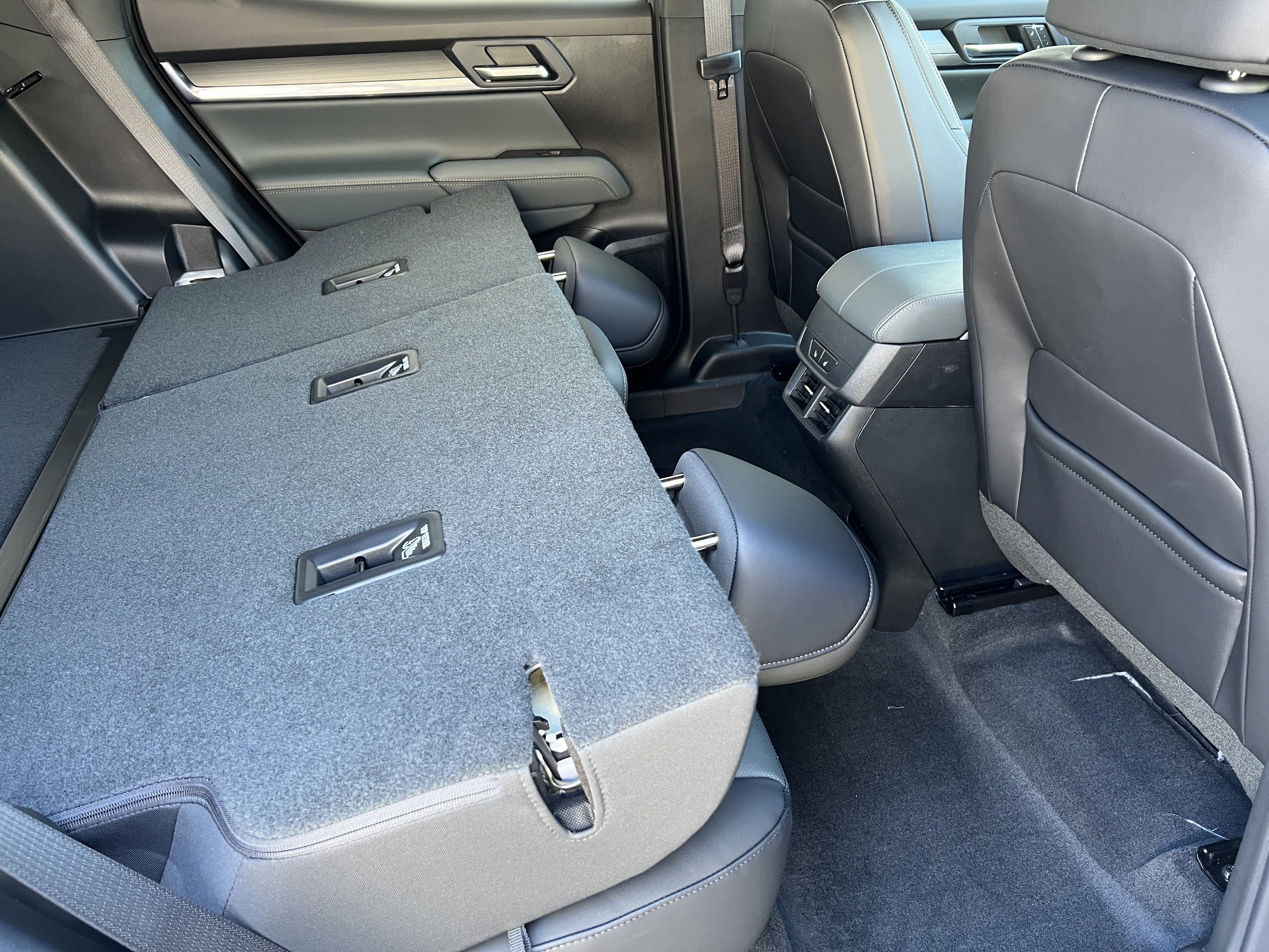 New 2026 GMC Terrain AT4 w/ Convenience Package III AWD/4WD image 23
