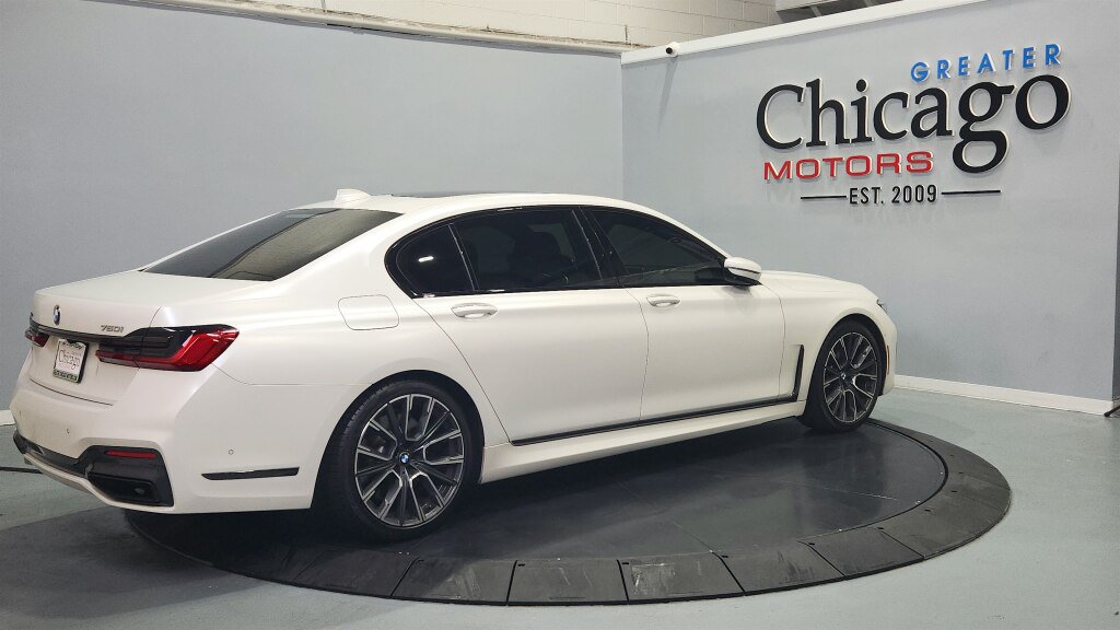 Used 2022 BMW 750i xDrive w/ Executive Package AWD/4WD image 12