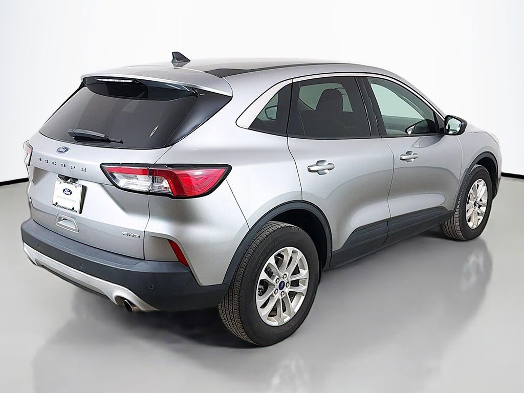 Used 2022 Ford Escape SE image 7