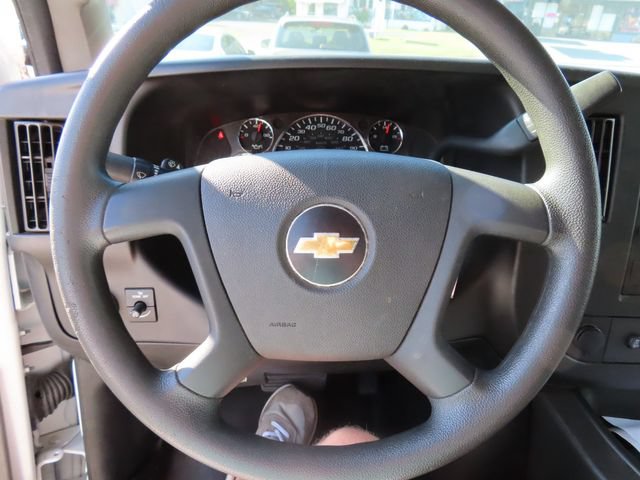 Used 2019 Chevrolet Express 2500 RWD image 27