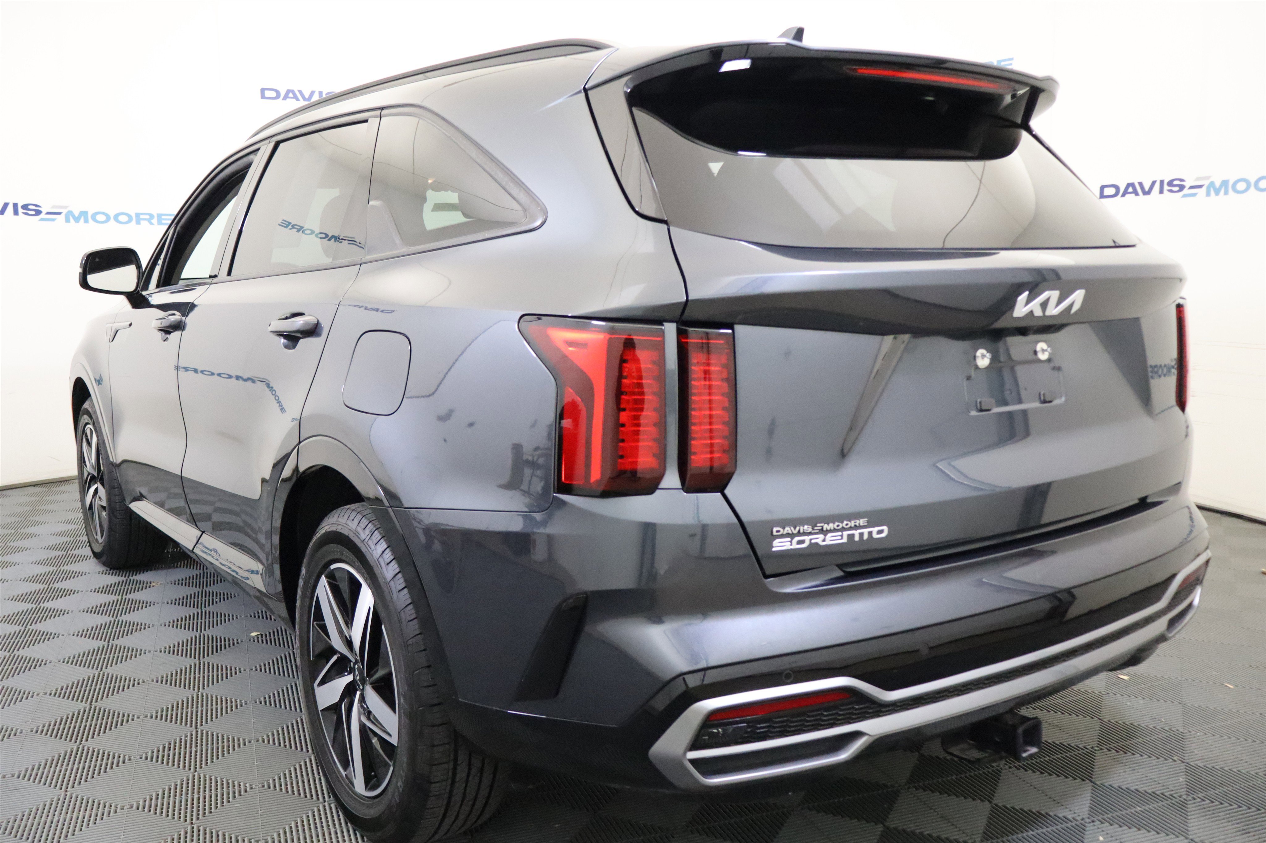 Used 2023 Kia Sorento EX image 9