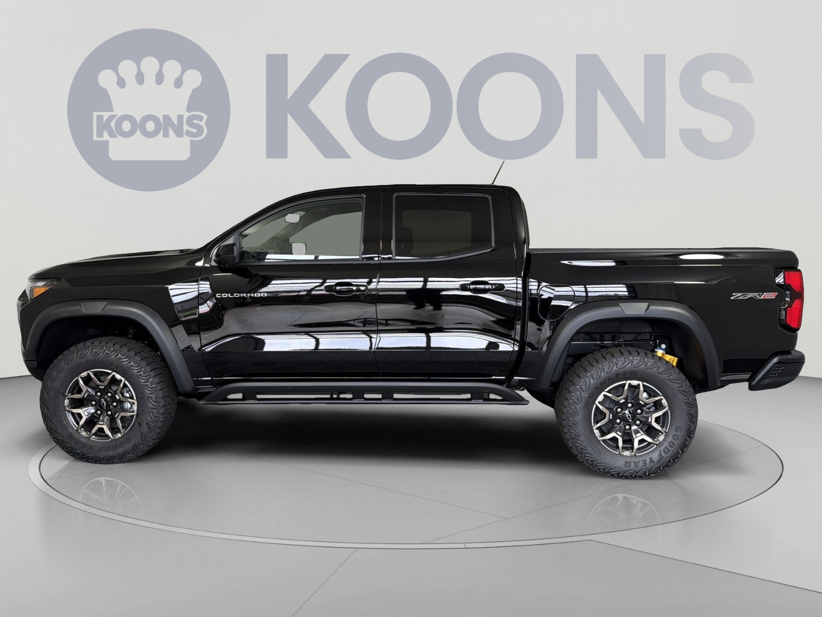 New 2026 Chevrolet Colorado ZR2 w/ Technology Package AWD/4WD image 2