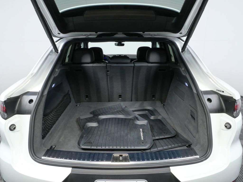 Certified 2023 Porsche Cayenne Coupe image 27