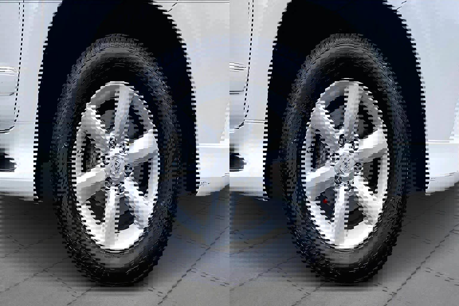 Used 2017 Lexus GX 460 image 10