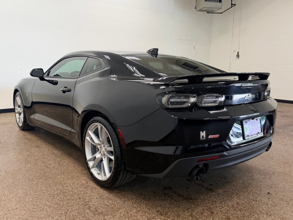 Used 2023 Chevrolet Camaro SS RWD image 3