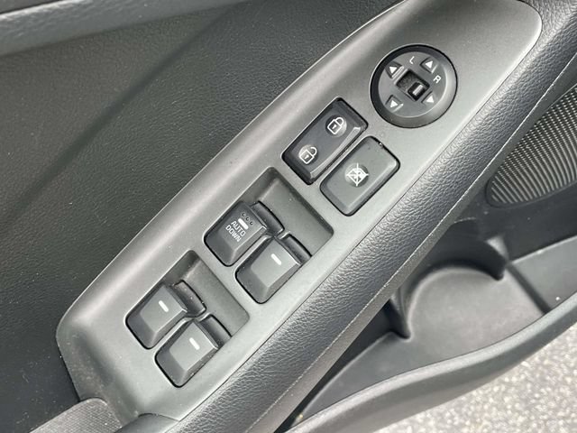 Used 2018 Kia Forte LX FWD image 18
