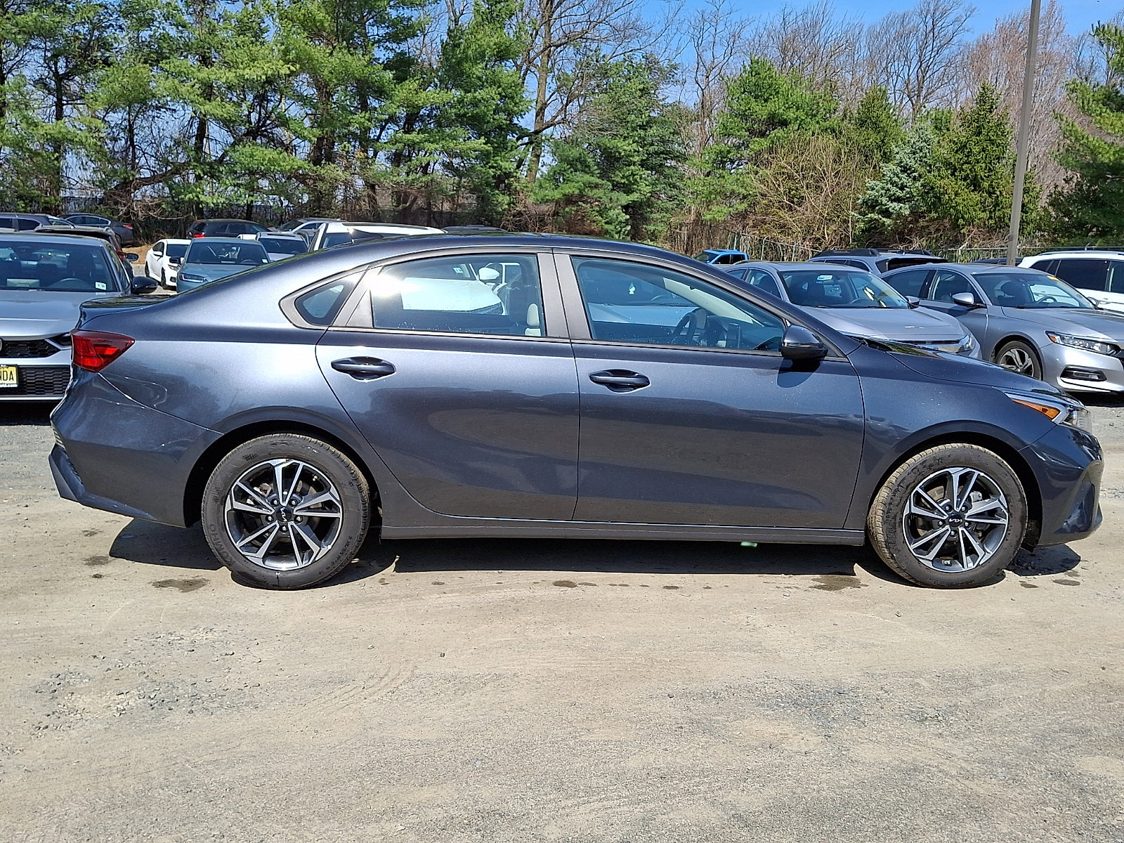 Used 2023 Kia Forte LXS w/ LXS Technology Package image 8