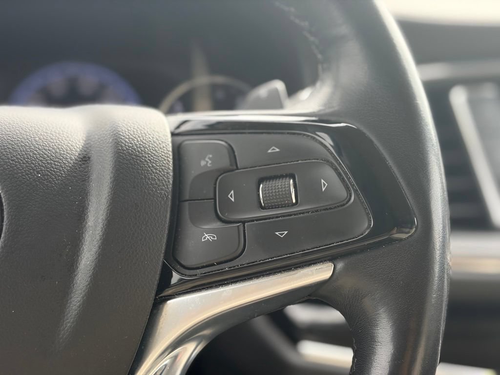 Used 2023 Buick Enclave Avenir w/ Avenir Technology Package AWD/4WD image 29