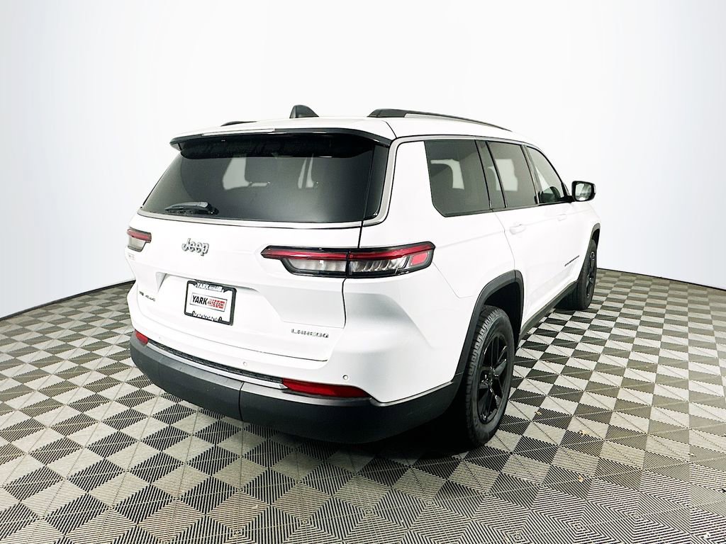 Certified 2023 Jeep Grand Cherokee L Laredo w/ Luxury Tech Group I AWD/4WD image 11