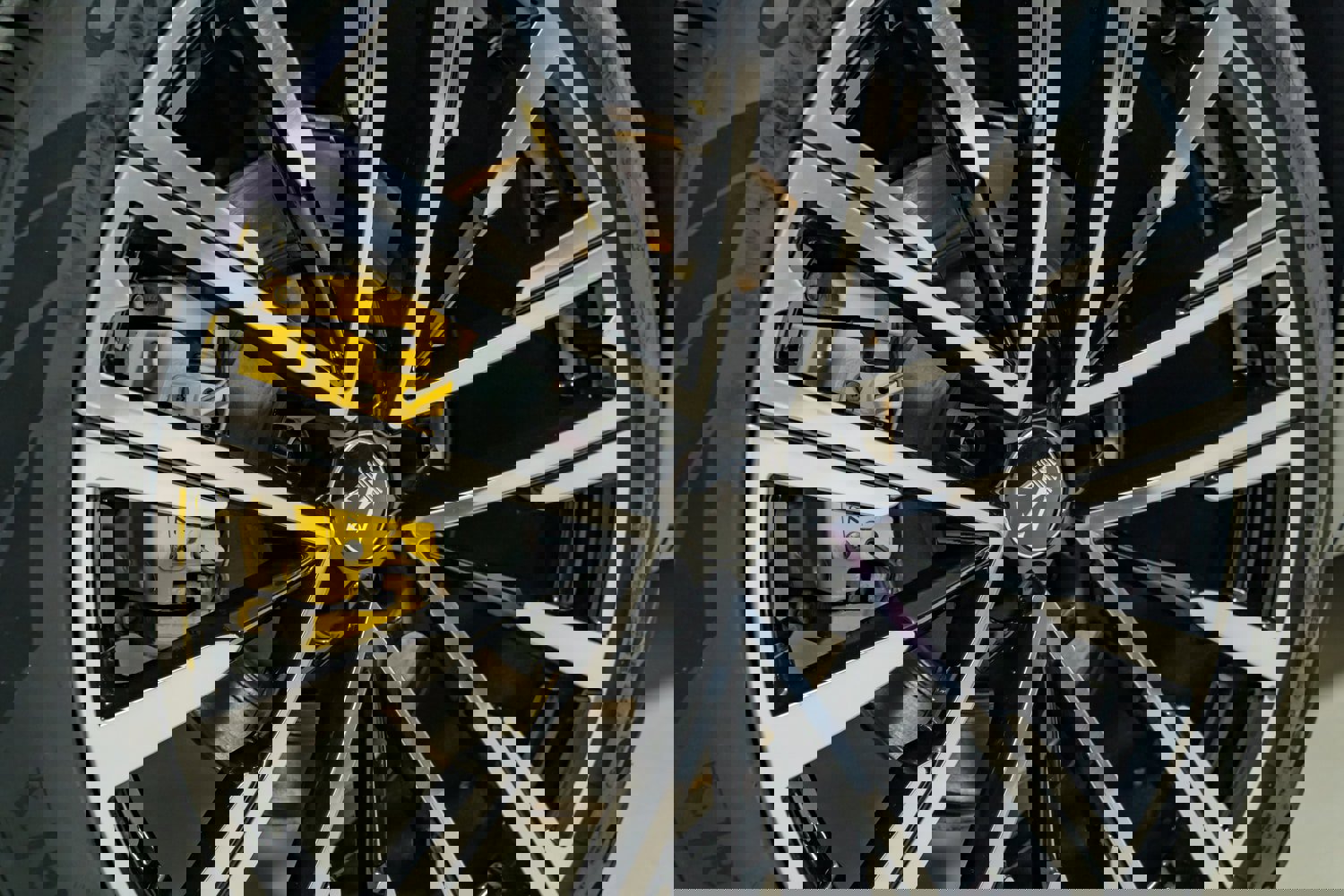 Used 2025 Maserati Grecale Modena image 16