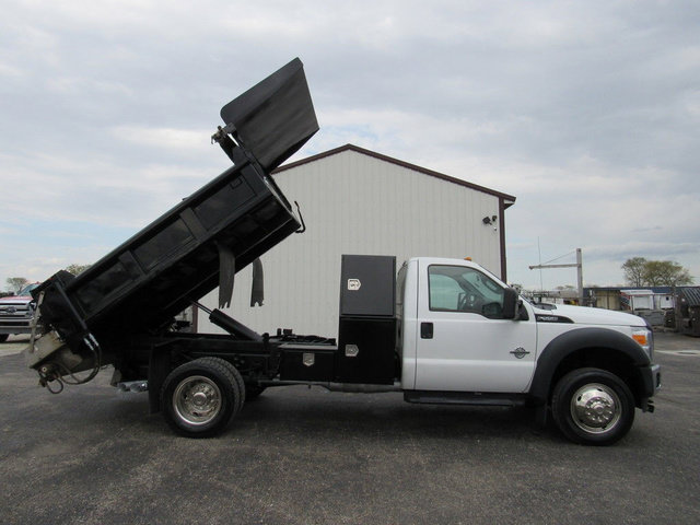 Used 2015 Ford F550 2WD Regular Cab Super Duty image 36