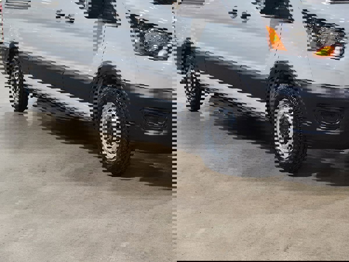 Used 2024 Ford Transit 350 XL image 17