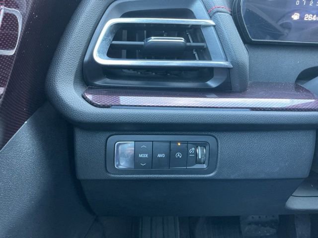 Used 2024 Chevrolet Traverse RS w/ LPO, Floor Liner Package image 9