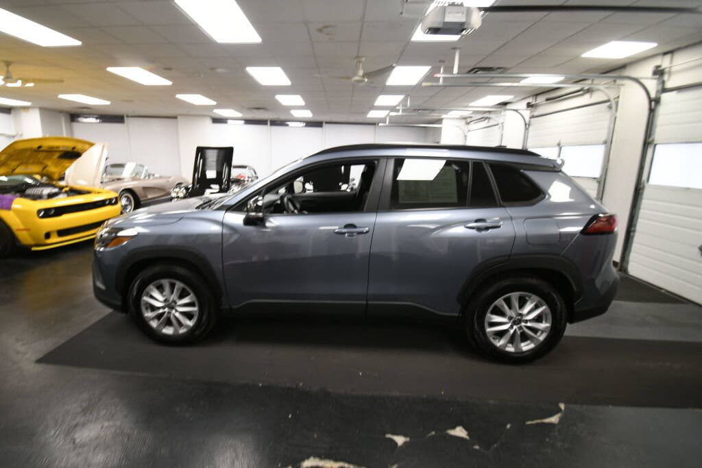 Certified 2026 Toyota Corolla Cross LE FWD image 5