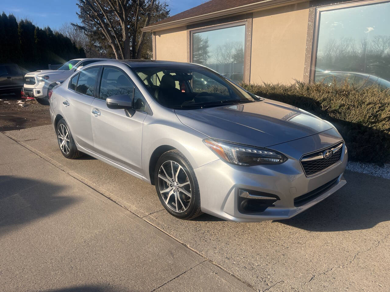 Used 2017 Subaru Impreza 2.0i Limited AWD/4WD image 1