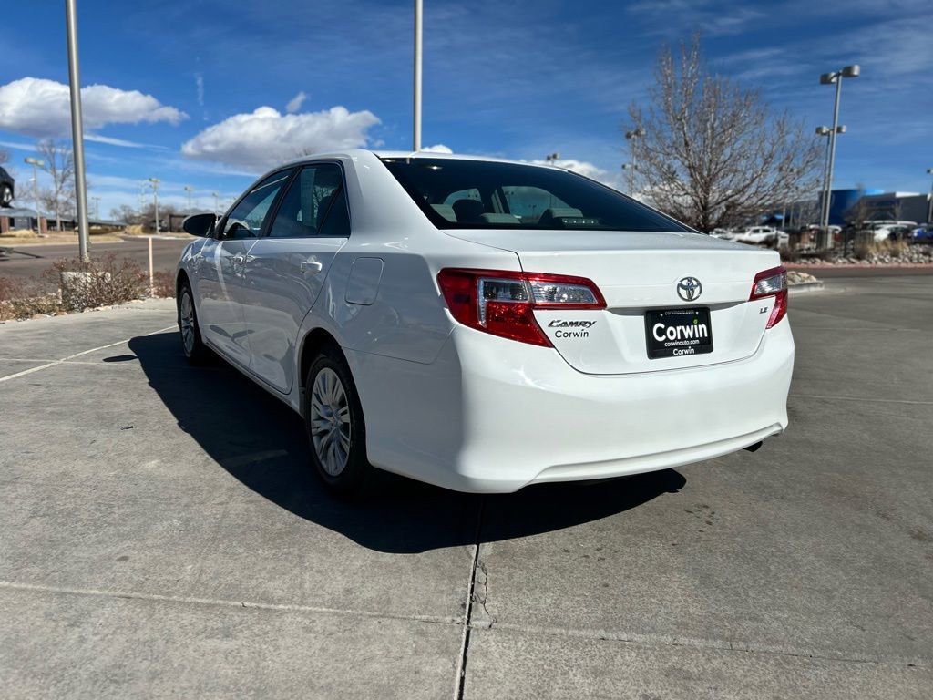 Used 2014 Toyota Camry LE image 6