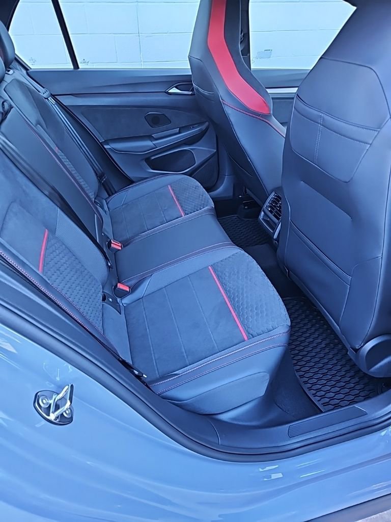 New 2026 Volkswagen GTI SE FWD image 17