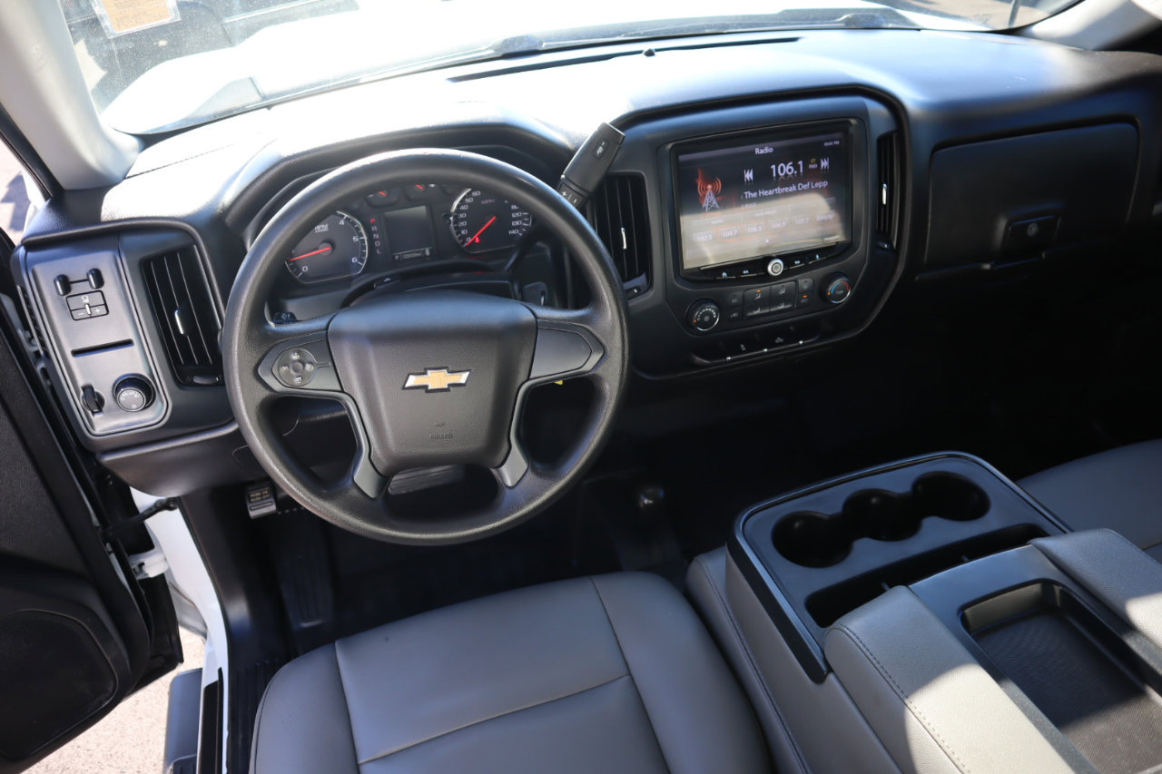 Used 2018 Chevrolet Silverado 1500 W/T w/ Trailering Package image 12