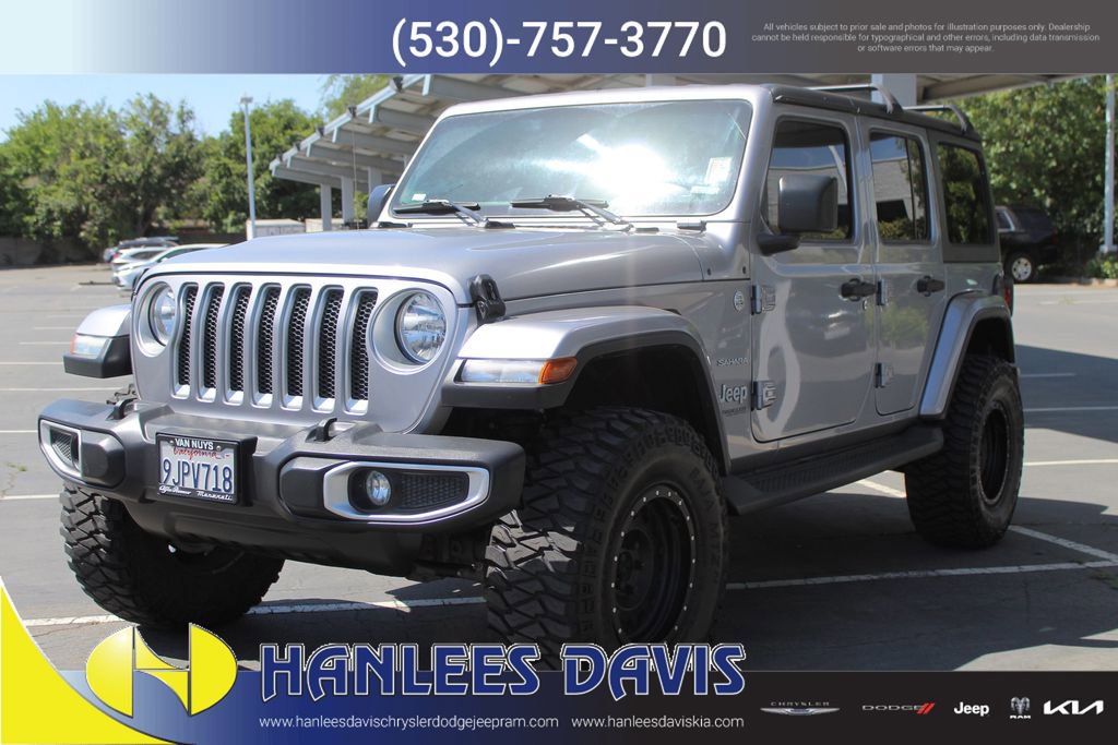 Used 2020 Jeep Wrangler Unlimited Sahara image 2