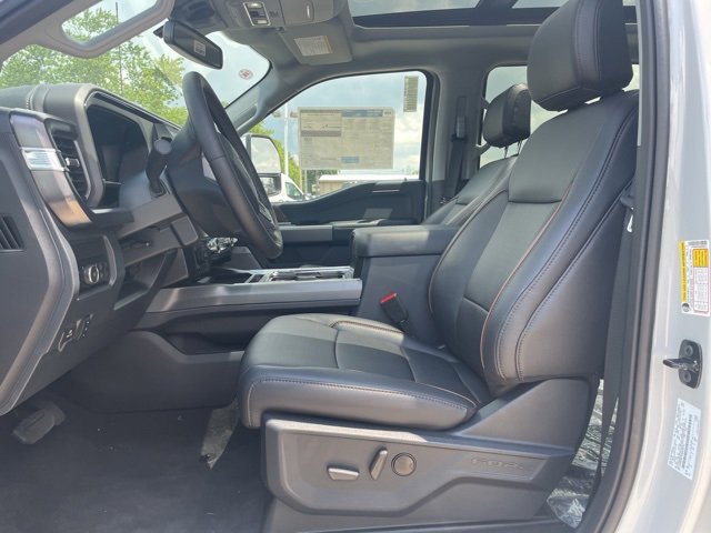 New 2025 Ford F250 Lariat w/ Chrome Package image 8