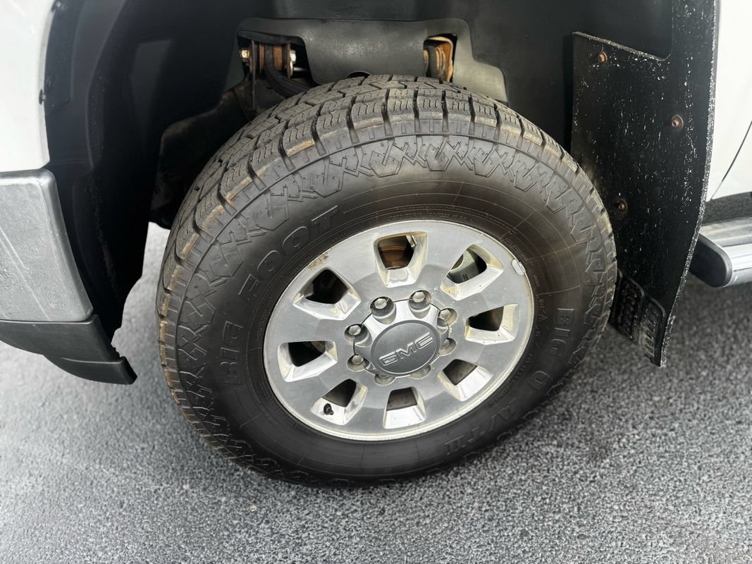Used 2014 GMC Sierra 2500 SLT AWD/4WD image 10