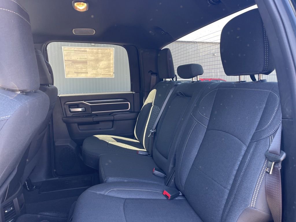 New 2025 RAM 2500 Big Horn AWD/4WD image 17