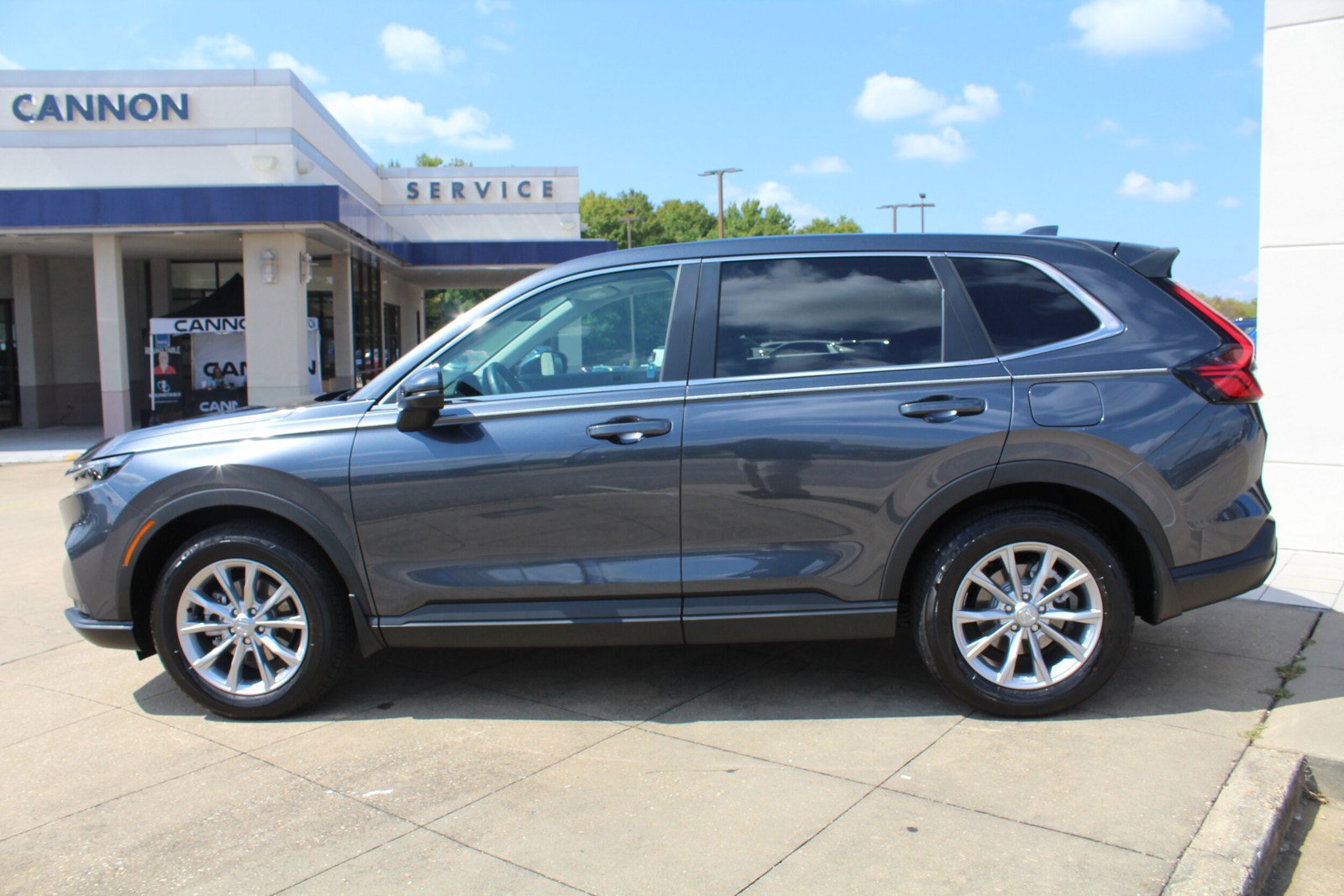 Used 2025 Honda CR-V EX-L image 7