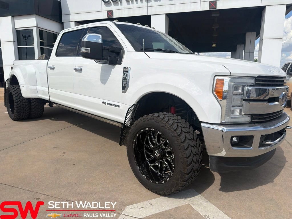 Used 2017 Ford F350 King Ranch w/ King Ranch Ultimate Package AWD/4WD image 1