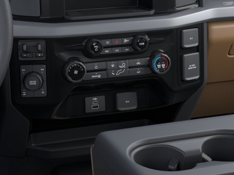 New 2026 Ford F350 XLT w/ 360-Degree Camera Package AWD/4WD image 15