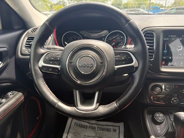 Used 2018 Jeep Compass Trailhawk w/ Leather Interior Group AWD/4WD image 25