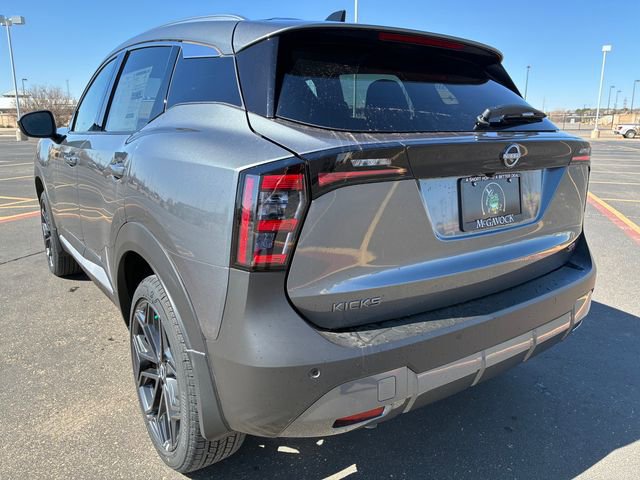 New 2026 Nissan Kicks SR FWD image 4