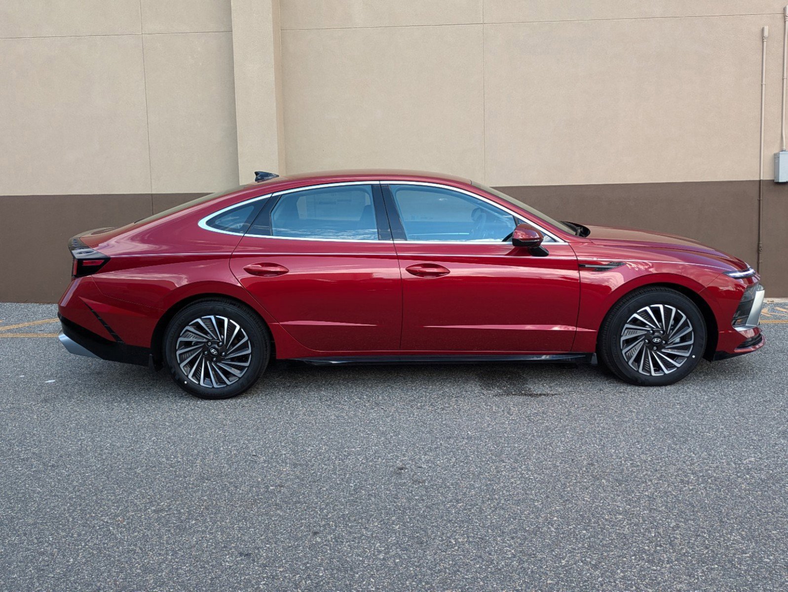 New 2025 Hyundai Sonata SEL image 3