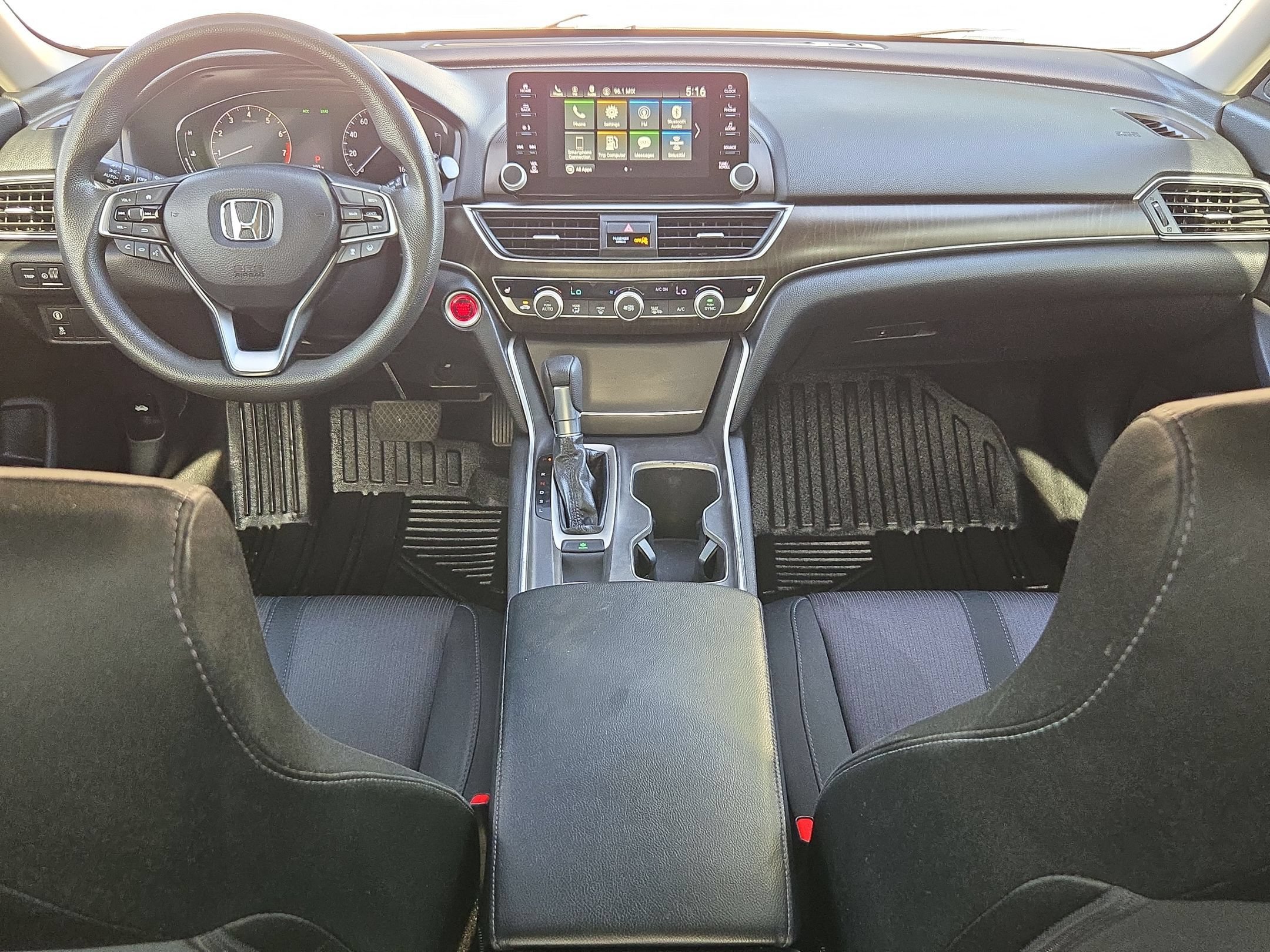 Used 2018 Honda Accord EX image 16