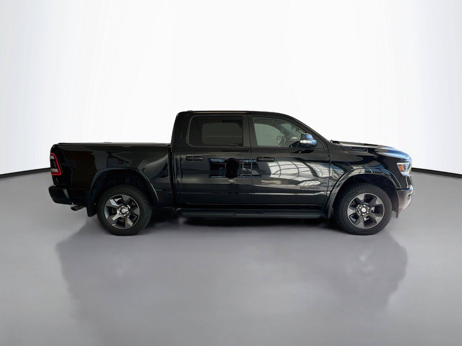 Used 2022 RAM 1500 Big Horn w/ Built-to-serve Edition AWD/4WD image 16