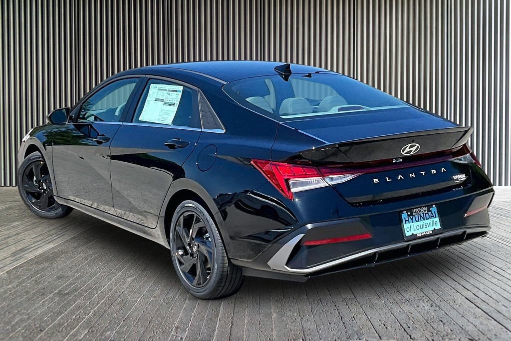 New 2026 Hyundai Elantra SEL Sport Premium FWD image 3