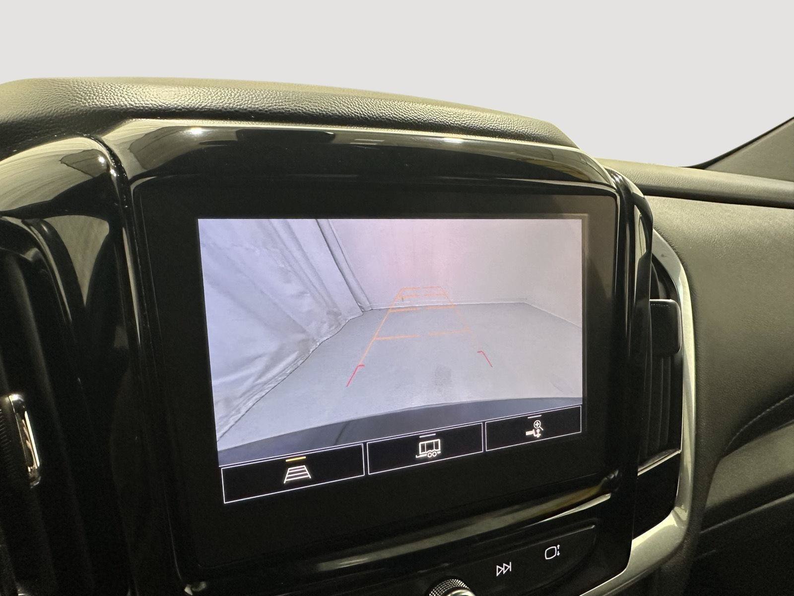 Used 2022 Chevrolet Traverse LT w/ LPO, Floor Liner Package AWD/4WD image 12