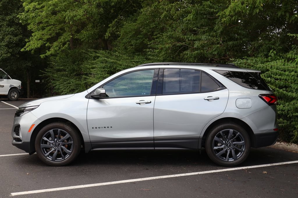 Used 2024 Chevrolet Equinox RS FWD image 4