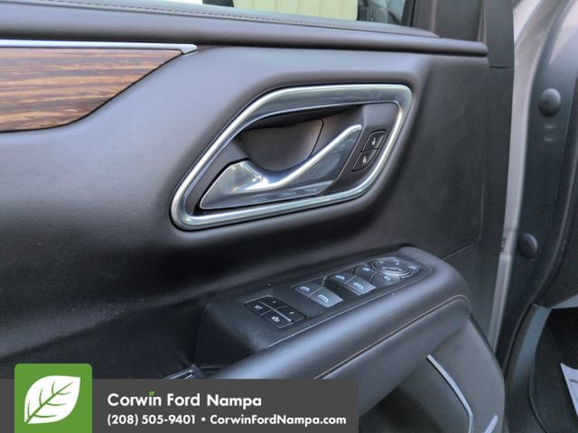 Used 2021 Chevrolet Suburban High Country AWD/4WD image 11