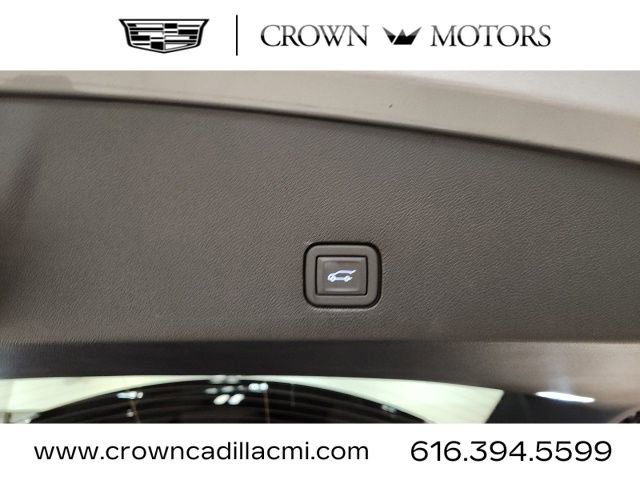 Certified 2025 Cadillac XT6 Luxury image 28