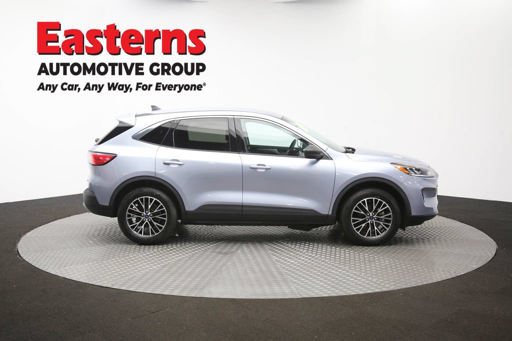 Used 2022 Ford Escape SE w/ Convenience Package FWD image 46